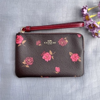 คล้องมือ Coach ไซส์ s 1 ซิป CORNER ZIP WRISTLET WITH TOSSED PEONY PRINT (COACH F67528)