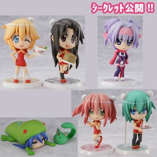 (แท้/มือ2) BANPRESTO lucky star Kobayakawa Yutaka, Iwasaki Minami Macross F Collaborations Yack Deculture! Kyun-Chara