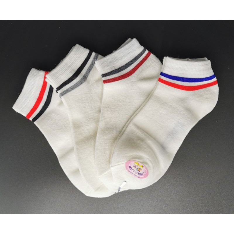ถุงเท้า​ข้อ​สั้น​ตาตุ่ม​ลายริ้ว​ฟรี​ไซส์​ขาย​คู่​ละ​20บาท​