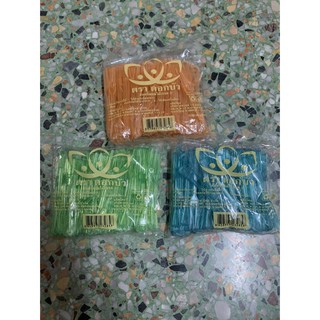 ส้อมจิ้มผลไม้พลาสติก บรรจุ 100 อัน (คละสี)