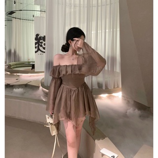 [ฉลาดและเบา] ลุคใหม่ของสาวฮอตสาวอวบอ้วนเอวบางและเดรสแขนยาวไหล่เดียว