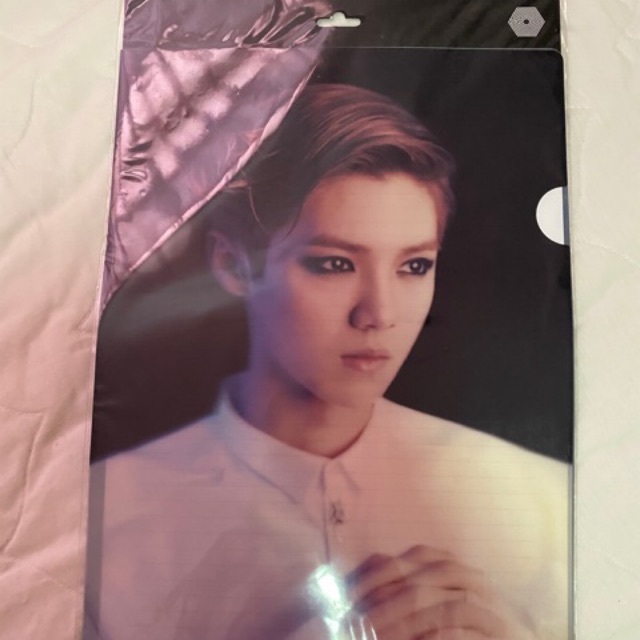* แฟ้ม LUHAN * 50 บาทค่าาา ของแท้ยังไม่เคยแกะค่าาา