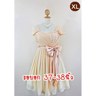 E1145-7-XL-ชุดราตรีคนอ้วน สีครีม(ธีมงานสีทองก็ได้นะคะ) ผ้าชีฟองประดับผ้าลูกไม้หรู มีแขนปล่อยคลุมลงมา โบว์2ชั้นน่ารัก