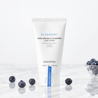 คลีนเซอร์ Innisfree Blueberry Rebalancing 5.5 Cleanser 100ml.