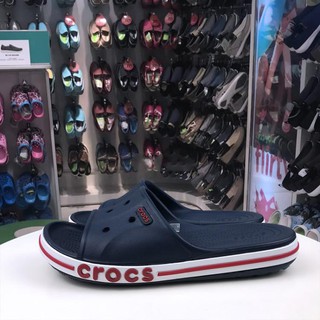 Crocs รองเท้าแตะ ส้นแบน แต่งรูกลวง สําหรับผู้ชาย และผู้หญิง205392