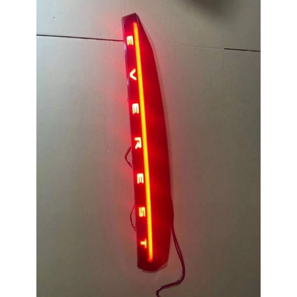 คิ้วไฟฝาท้ายไฟคาดท้ายFord Everest Led Bar Cayenne Style รุ่นล่าสุดV3 แสงไฟสีสวยเนียนใหม่ล่าสุดเข้าใหม่ผลิตปี2024