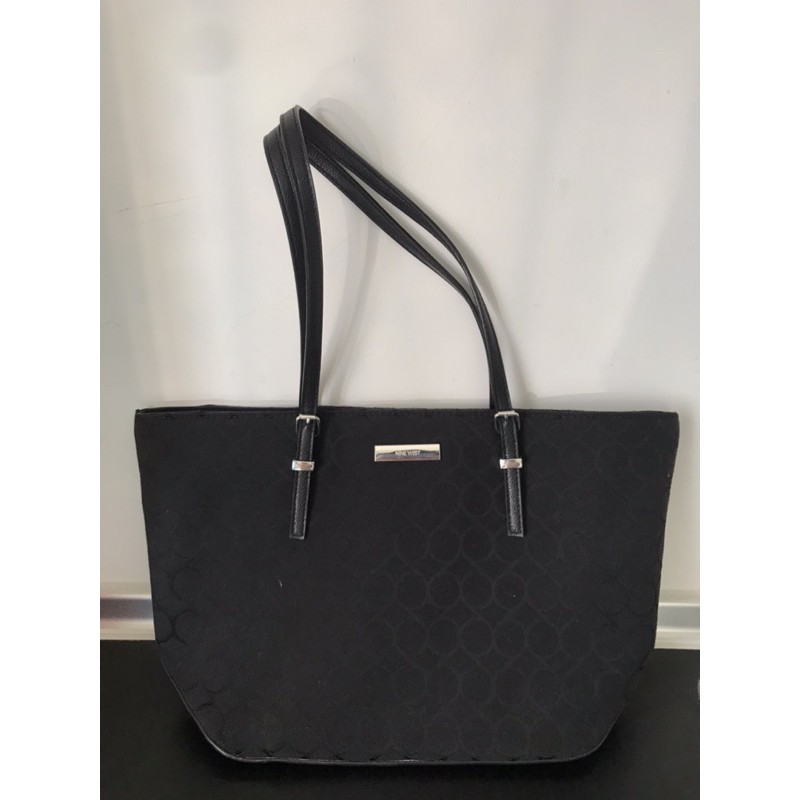 กระเป๋าผู้หญิง Nine West