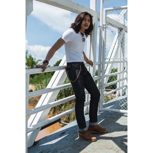 BIG BULL DENIM - รุ่น Classic ทรงกระบอกเล็ก 16 oz สินค้าแบรนด์ไทยของแท้