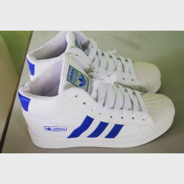 ส่งฟรี!!!adidasรองเท้าสำหรับผู้หญิง