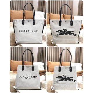 LONGCHAMP ESSENTIAL TOILE SHOULDER BAG L ECRU