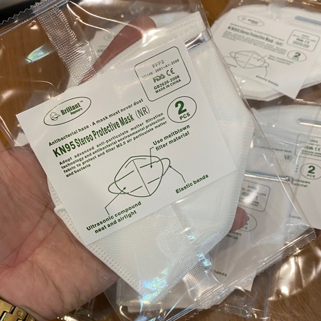 หน้ากาก KN95 สีขาว มาตรฐาน FFP2 พร้อมส่ง