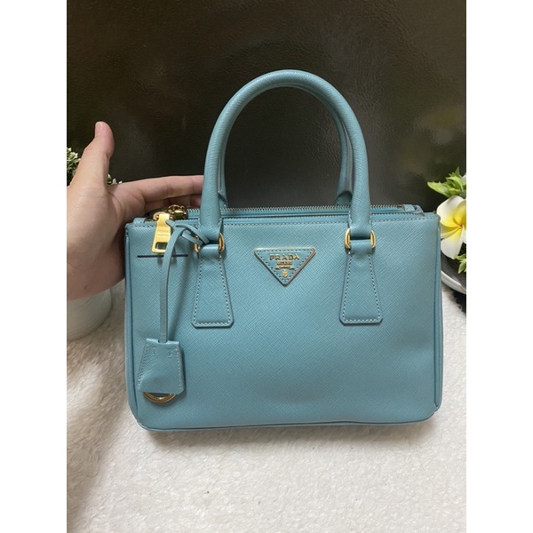 Prada saffiano double zip lux 25