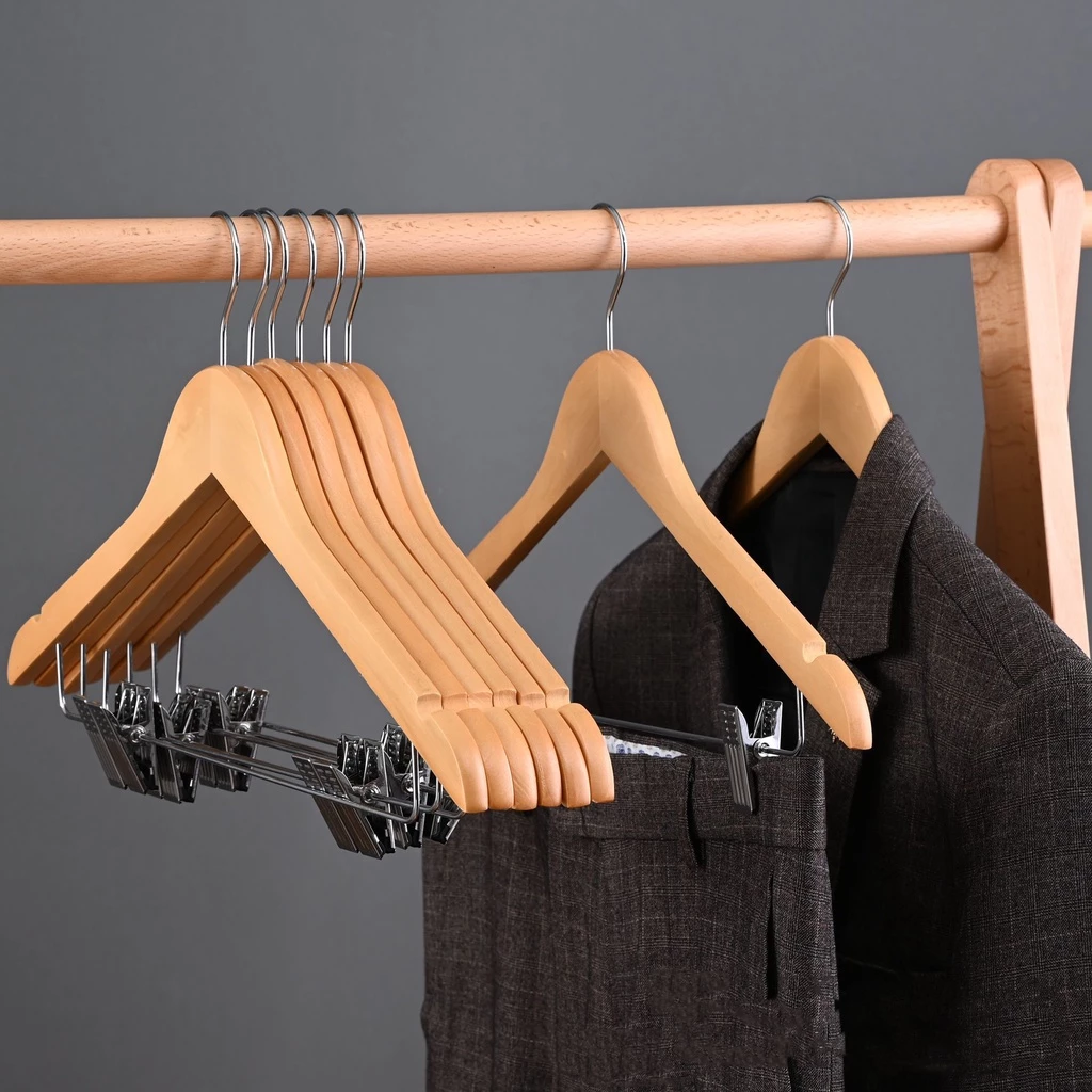 HappyThai ไม้แขวนเสื้อไม้ทึบพร้อมคลิปเหล็ก 45cm(3 ชิ้น / 6 ชิ้น)Y-08