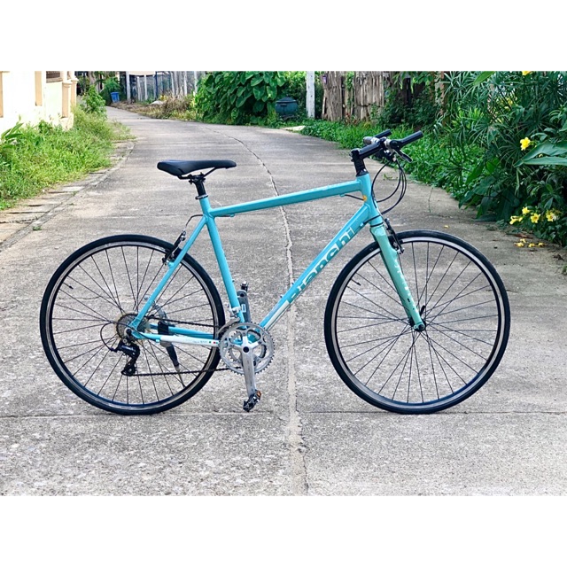 จักรยานไฮบริด เก่าญี่ปุ่น ยี่ห้อ Bianchi Roma2 แท้ สีฟ้าสวยๆ เฟรมอะลู สภาพรถแสดงตามรูป