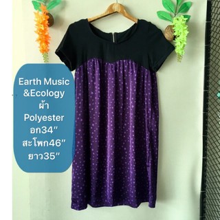 เดรส Earth Music&amp;Ecology ผ้าPolyเงาสีม่วงลายดาวสวยมาก มือสองญี่ปุ่น สวยใหม่เหมือนมือ1 ขนาดดูในรูปค่ะ