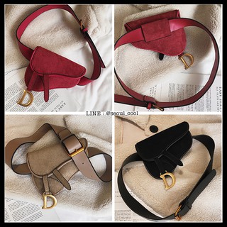 CD Belt Bag กรี๊ดดดดมากใบนี้ น่ารัก คาดอก คาดเอว คือเริ่ดหมด เก๋กว่านี้ไม่มีอีกแล้วค่า เป็นหนังกลับ