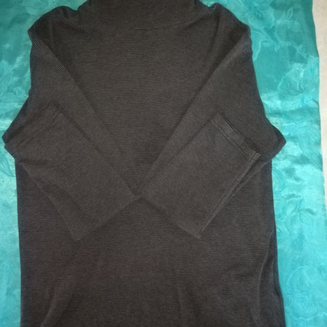 เสื้อมือ 2 คอเต่า L