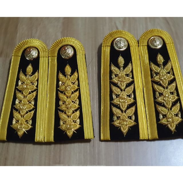 บ่าช่อลูกจ้างประจำ แบบ2/ 3ดอก