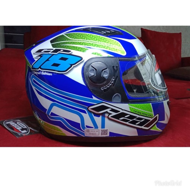 หมวกกันน็อค REAL รุ่น GP Limited Edition