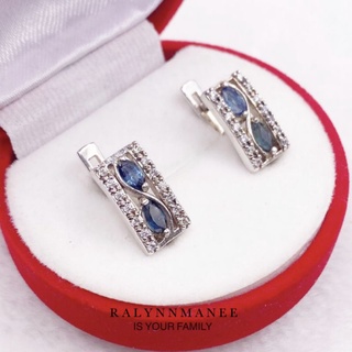 T6418 ต่างหูพลอยไพลินเผาเก่าแท้ ( Blue sapphire ) แบบอิงลิชล็อค  ตัวเรือนเงินแท้ 925 ชุบทองคำขาว