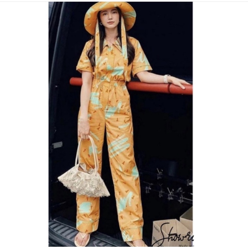 AREEYA จั้มสูทขายาว มือสอง สภาพ90%