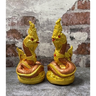 พญานาคคู่รัก ปูนปั้น 1 คู่  (สีนากทอง).