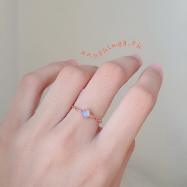 anythingg_th | แหวนเงินแท้925 พลอยโอปอทรงกลมตัวเรือนมีทั้งสีเงินและสีPinkgold
