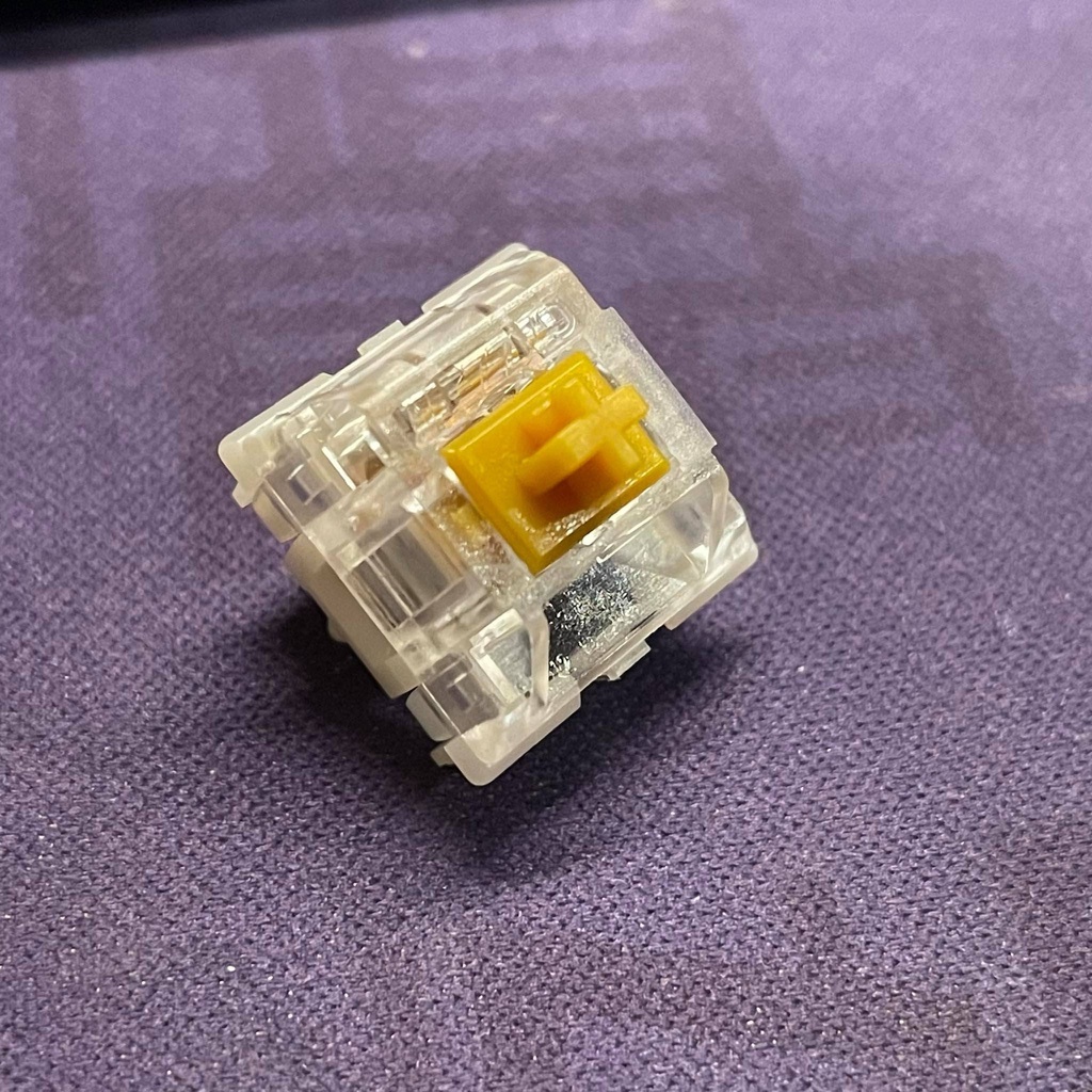 [Tactile] Gazzew Boba U4t RGB 62g x1 สวิทช์สองจังหวะที่กำลังมาแรงในแบบใส ๆ แสงลอดชัด ๆ รับรองกดมันสะ