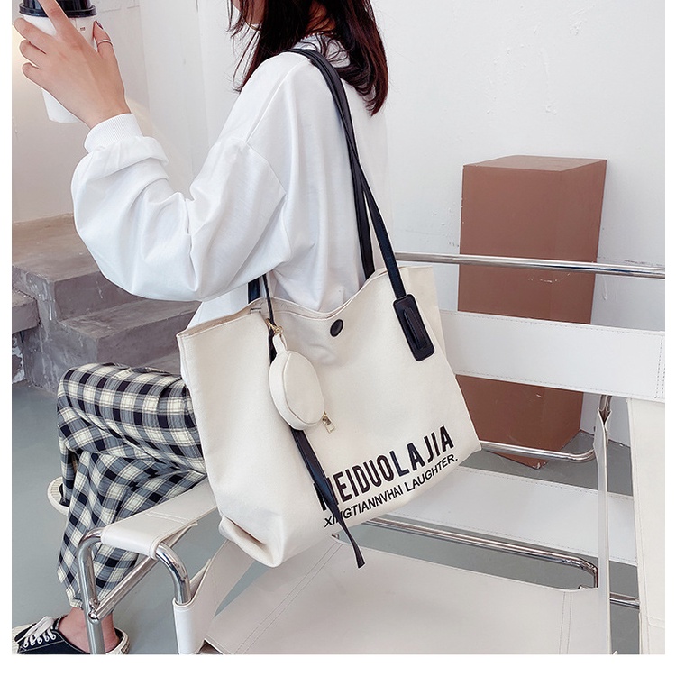 👜พร้อมส่ง J054 กระเป๋าสะพายข้างแฟชั่น กระเป๋าสะพายไหล่ ผ้าแคนวาส ขนาดใหญ่ สไตส์เกาหลี