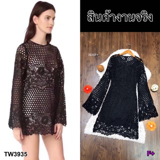 TwinsShopVip💗พร้อมส่ง TW3935 เดรสลูกไม้แขนระฆังแต่งฉลุทั้งชุด  Lace dress with bell sleeves decorated with ope