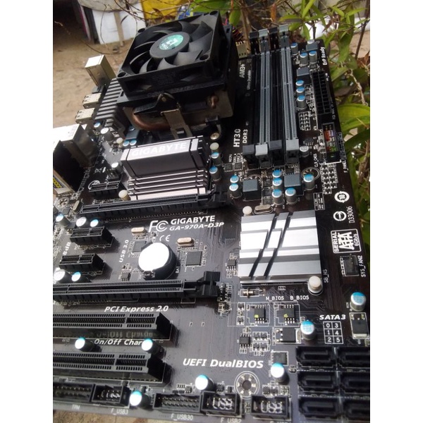 เมนบอร์ด GIGABYTE GA-970A-D3P Socket AM3+ ddr3 แถม!! cpu