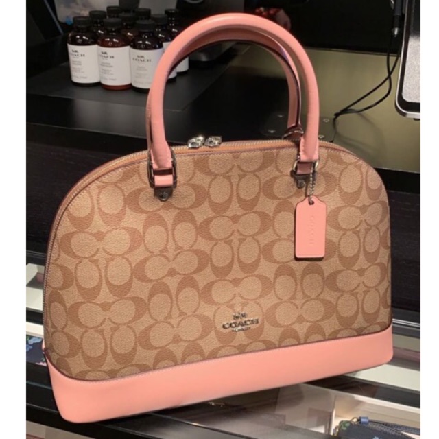 พร้อมส่ง แท้ New Coach โดม 13 รุ่น SIERRA SATCHEL IN SIGNATURE
