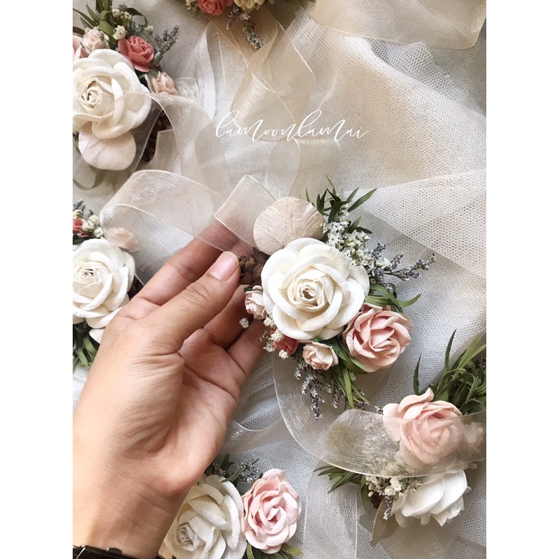 bridesmaids ข้อมือเพื่อนเจ้าสาว Coralโทน (สอบถามสินค้า เเละรอบส่ง ก่อนกดสั่งนะคะ)
