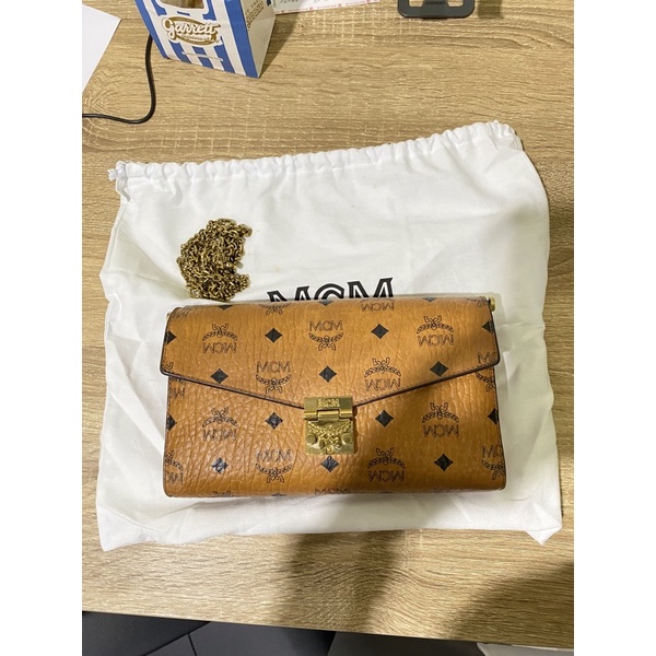 กระเป๋าmcm millie 9นิ้ว ของแท้100%