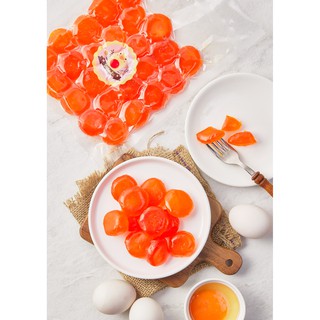 ไข่แดงเค็ม 1 แพค 25 ลูก 125 บาท