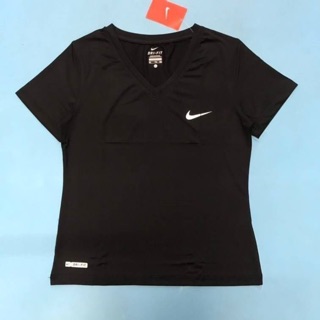 NIKE - เสื้อออกกำลังกายสีพื้น