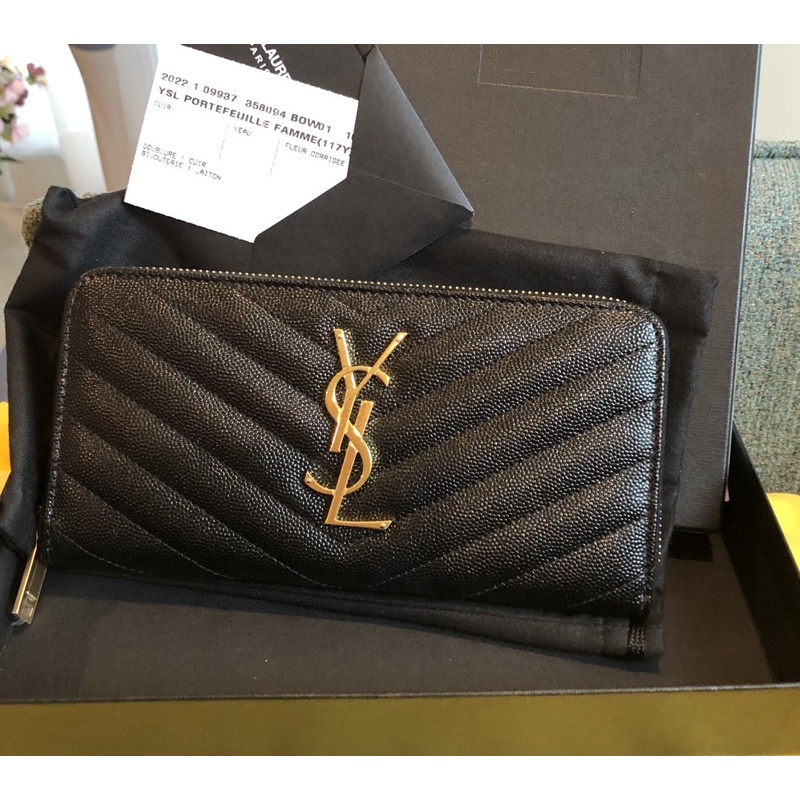 YSL Zippy แท้100ใหม่ล่าสุด2022 มือสองสภาพใหม่เอี่ยมมาพร้อมกล่องถุงผ้าการ์ด ซิปปี้กระเป๋าสตางค์ใบยาว 