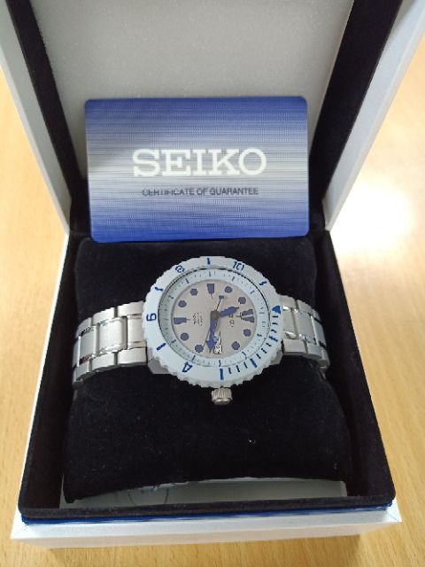 SEIKO Save The Sea นาฬิกาข้อมือระบบ Quartz รุ่น SRPA35J