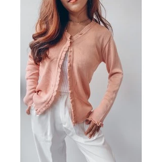 เสื้อคลุมคาดิแกน กระดุมบน แต่งขอบหยักผ้าไหมพรหมเพิ่มความน่ารัก🍑พร้อมส่งทุกสี