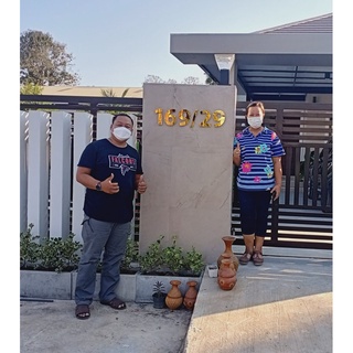 ตัวเลขทันสมัย อะคริลิค สีทอง สูง8cm หนา2มม.