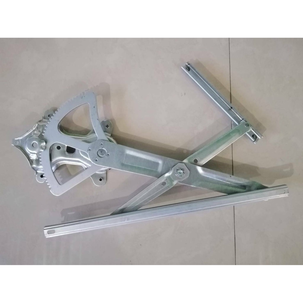 เฟืองยกกระจก(ไฟฟ้า)  TOYOTA  TIGER,D4D  ข้างLH(ซ้าย) ไต้หวัน ราคาอันละ650บาท