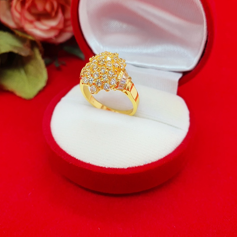 แหวนทองฝังพลอย,เพชร เสริมบารมี ทำจากทองเหลืองแท้