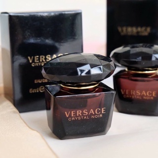 น้ำหอม Versace Crystal Noir EDT ขนาด 5 ml 390 บาท