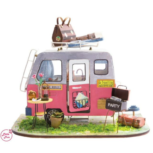 🏠 บ้านตุ๊กตา DIY Dollhouse - Happy Camper รถแค้มปิ้งหรรษา มีไฟ LED มีอุปกรณ์ครบ พร้อมส่ง!!!