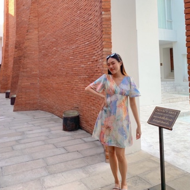 Arial dress วัดเอวใต้ราวนม เดรสคอวี ต่อใต้อก รูดย่นในแนวตรง ซิปหลัง งานสั่งตัดตามลายผ้าและขนาด เลือกผ้าในแชทน้าค้า