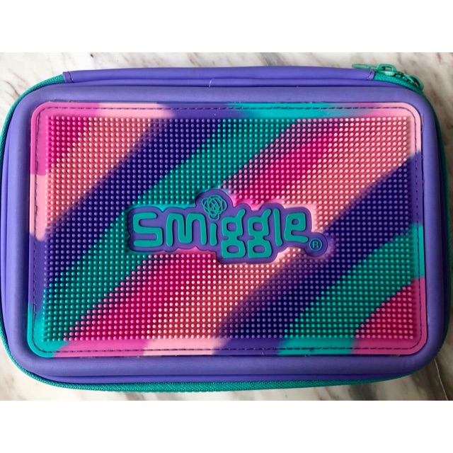 กล่องดินสอ Smiggle Original ของแท้ 100% Limited Edition อันสุดท้ายชั้นเดียว มีกลิ่นหอม