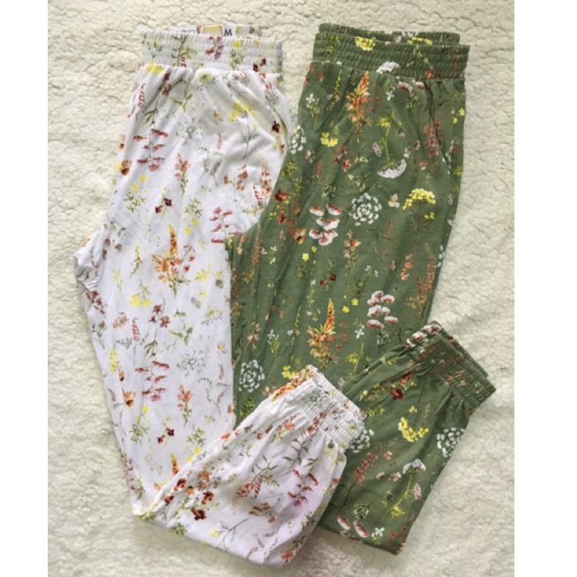 กางเกงขายาว ลายดอก สีขาว/สีเขียว esmara