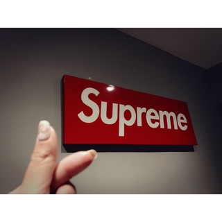 ป้ายSupreme logo อลูมิเนียมสวยมากเหมาะสำหรับสายดาร์ก(พร้อมส่ง)