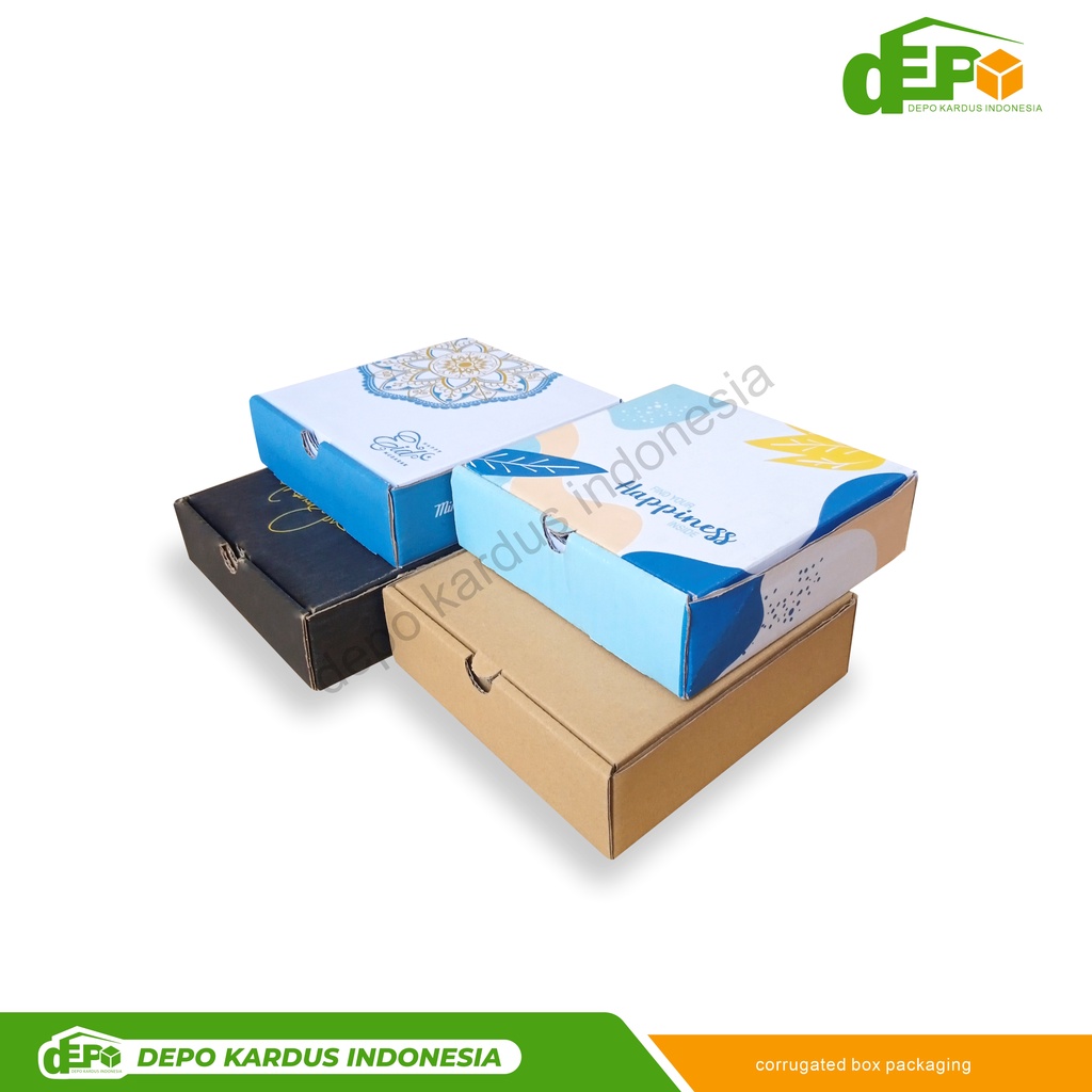 กล่อง 18x18x4.7 ซม. LD กระดาษแข็ง/ค้อน/คอสเพลย์/mukena/วันเกิด/วันเกิด/สุขสันต์วันเกิด/เด็กชาย/มันเด