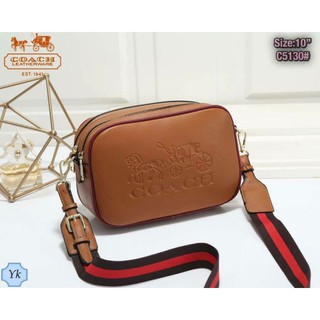 พร้อมส่ง กระเป๋า สะพายข้าง สายสะพายใหญ่ ขนาด 10 นิ้ว coach crossbody bag คลอสบอดี้ โค้ช กระเป๋าสีเขียว